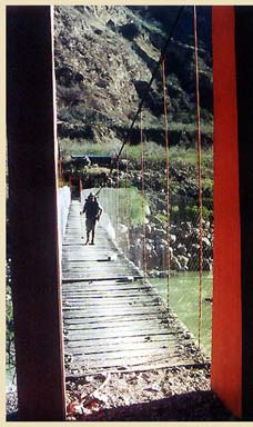 Brücke Rosalinas über den Fluss Apurimac